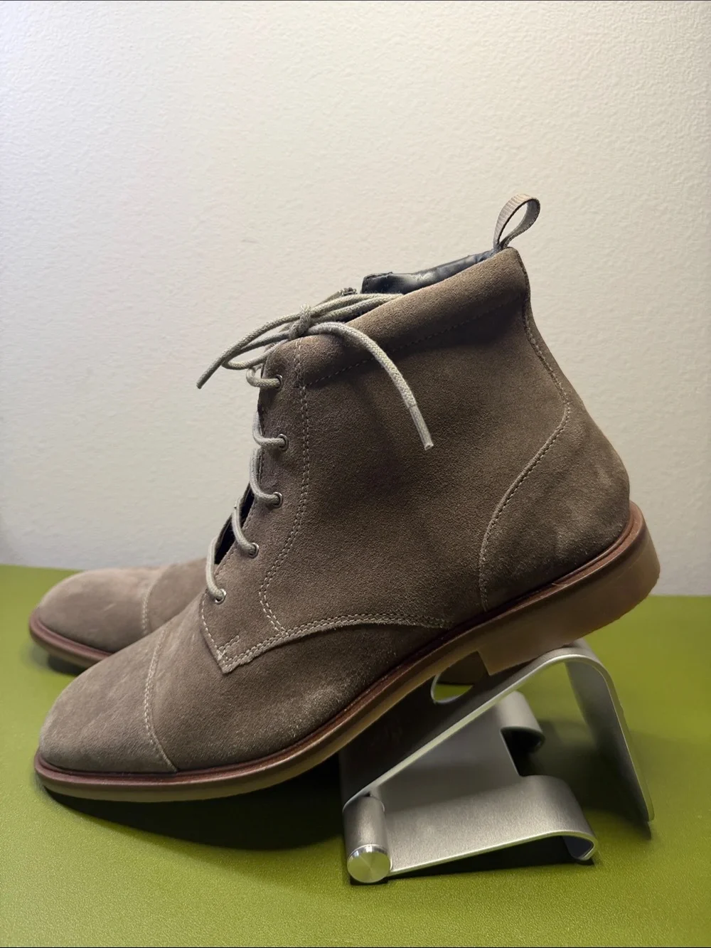 Steve Madden Men's Taupe Suede Chukka Boots Size 11.5